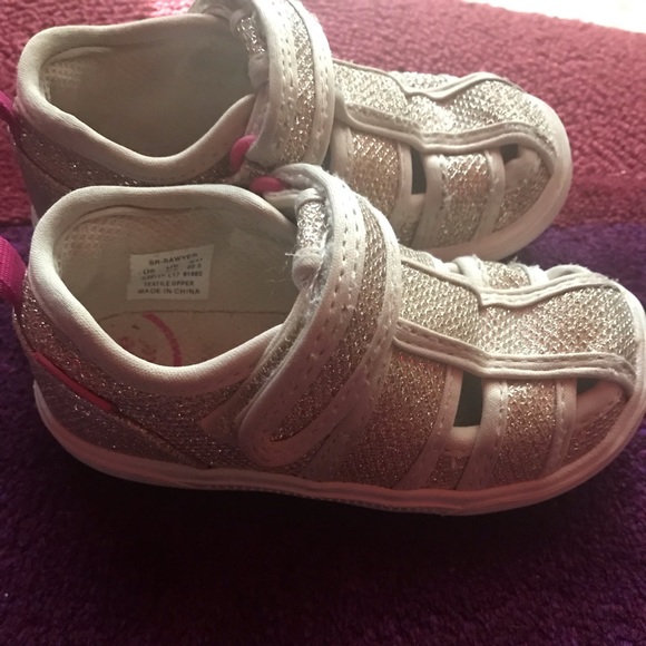 Little girls stride rite sawyer shoes - Picture 3 of 5